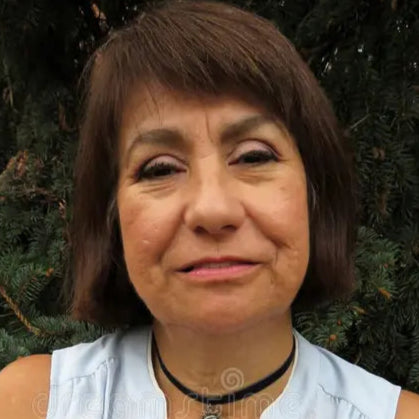files/mexican_middle_aged_woman_pfp.webp